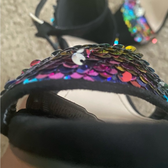 NEW LOOK - RAINBOW SEQUIN HEELS - Picture 7 of 7
